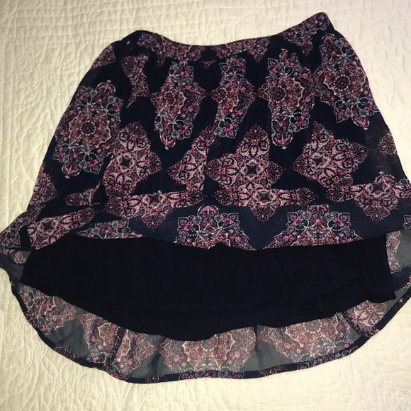 Super Cute Hollister Flowy Mini Skirt - Picture 3 of 3